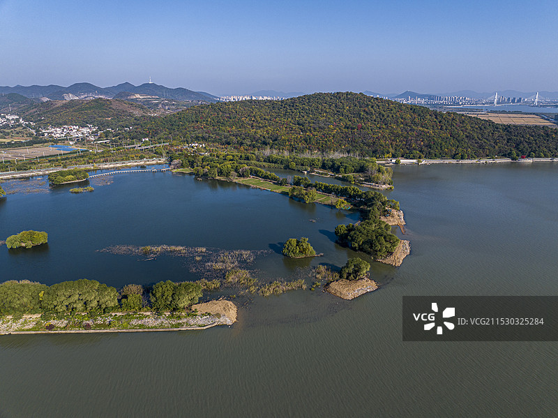 航拍安徽省合肥市巢湖市龟山公园风光图片素材