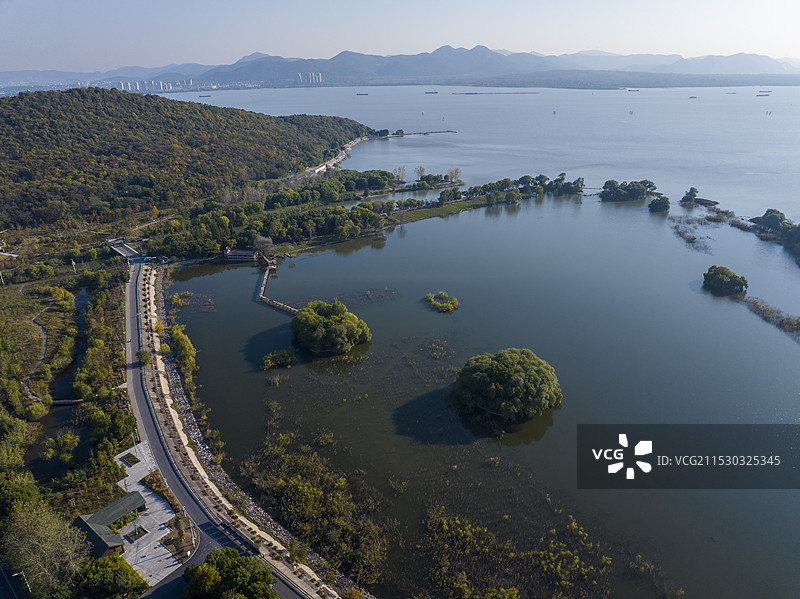 航拍安徽省合肥市巢湖市龟山公园风光图片素材