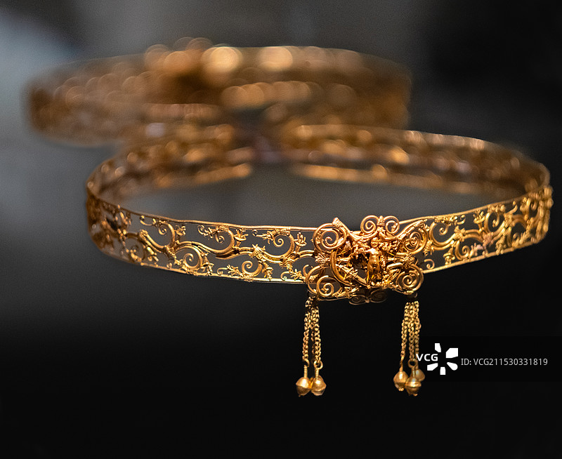 古希腊金头冠 富萨利地区的“德米特利亚斯宝藏” 公元前325-前300年图片素材