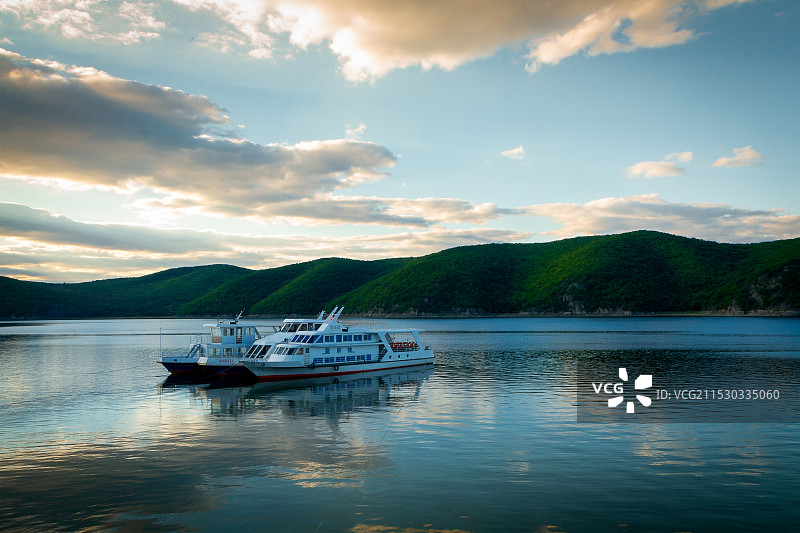 夏日的宁静图片素材