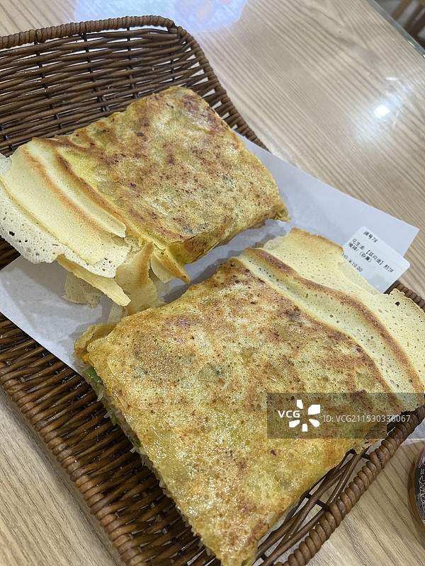 枣庄滕州菜煎饼面食山东特色美食图片素材