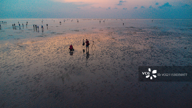 上海市南汇嘴观海公园-日出时的天空景色图片素材
