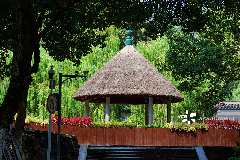 岳麓山：茅草亭图片素材