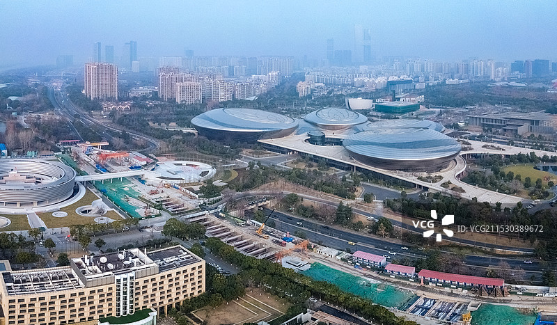 南京  青奥村 青奥中心 奥林匹克博物馆 保利剧院 扬子江大道 左岸花海 江苏大剧院 体育中心图片素材