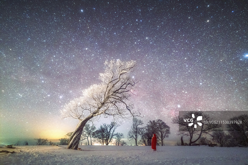 吉林省通化市四方丁景区冬季星空图片素材