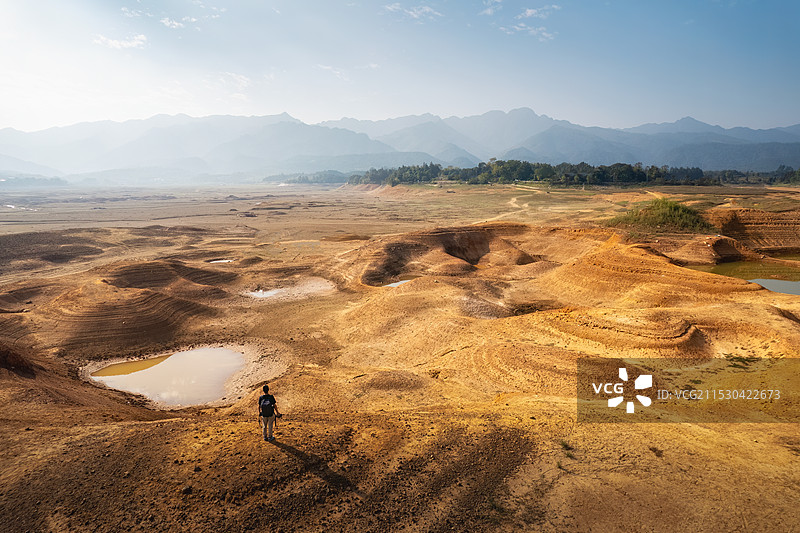 干涸的大地图片素材