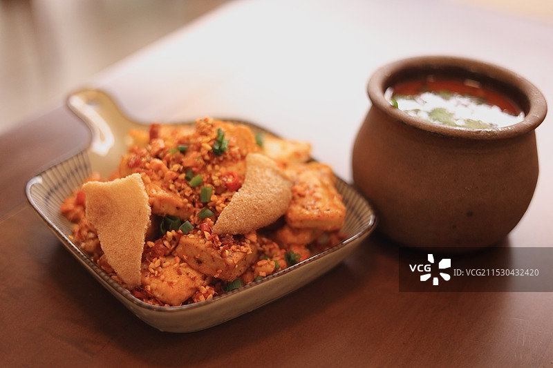 云南石屏包浆豆腐图片素材