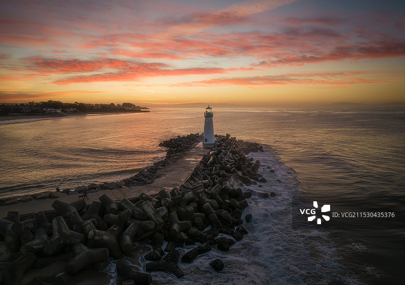 海上灯塔图片素材