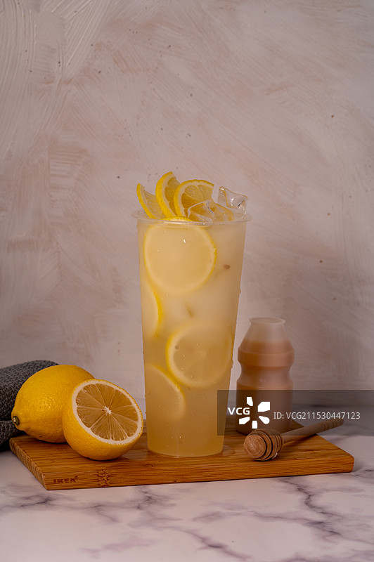 一杯柠檬水图片素材