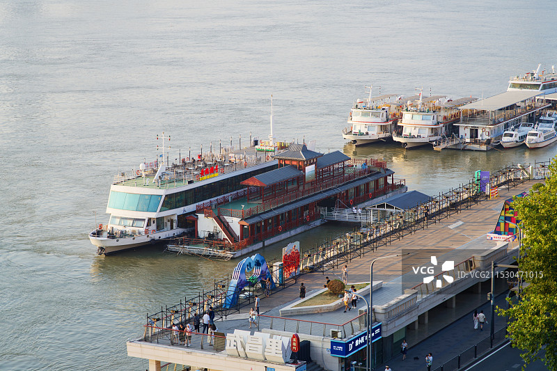 武汉长江码头图片素材