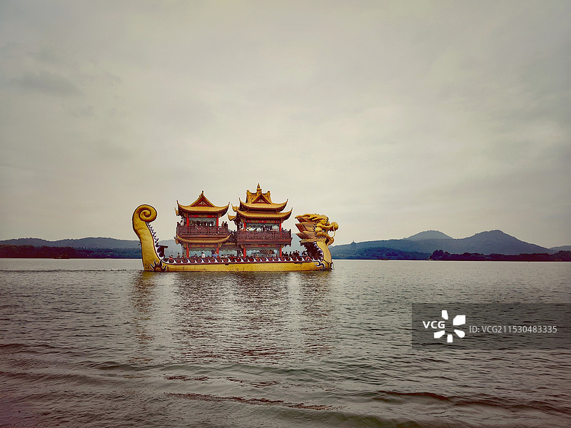 西湖龙船图片素材