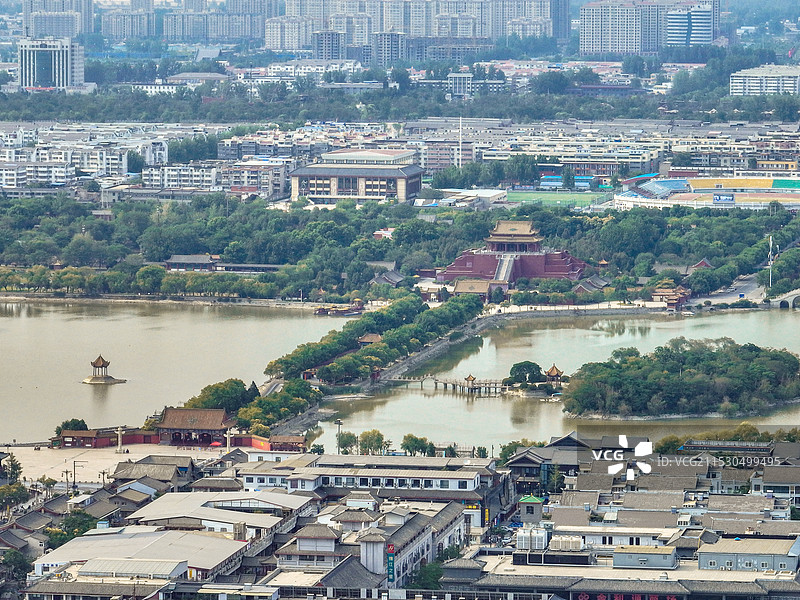 远眺龙亭公园+河南省开封市龙亭区龙亭公园图片素材