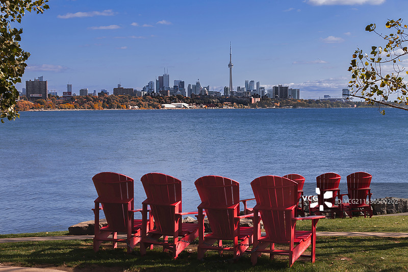 湖畔掠影—多伦多的天际线图片素材