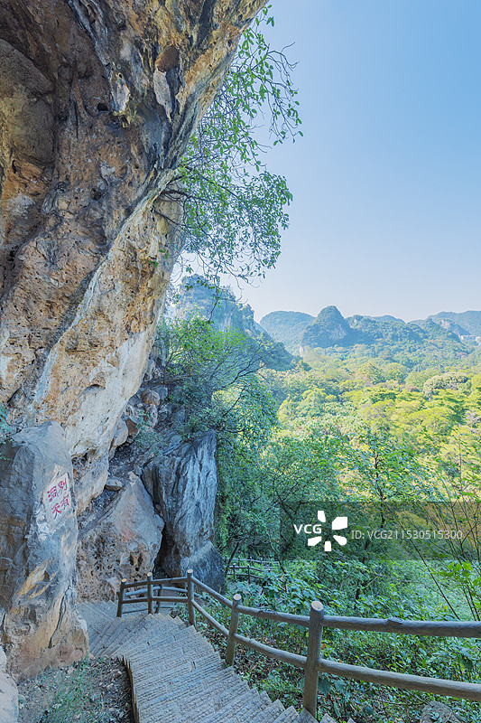 广西柳州大龙潭风景区-镜山图片素材