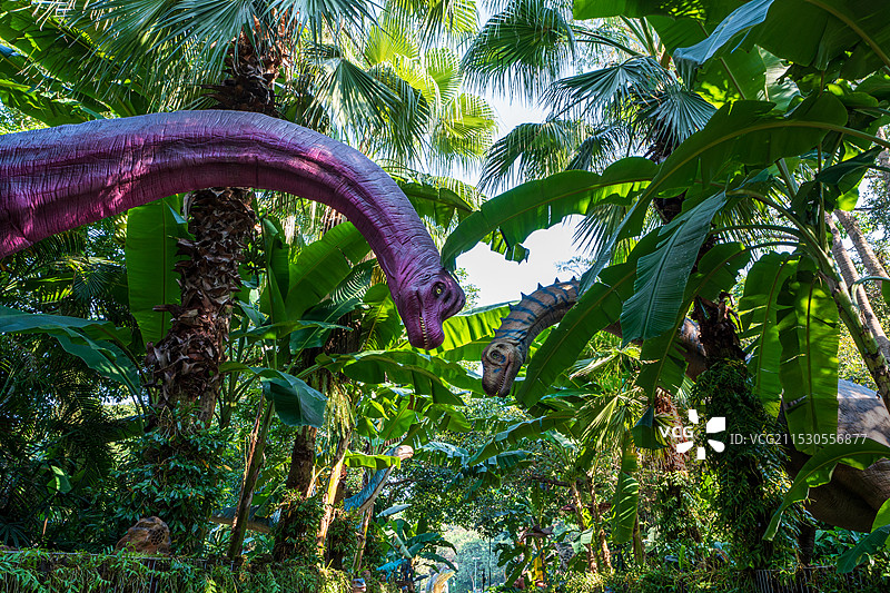 南宁青秀山恐龙乐园仿真雷龙图片素材