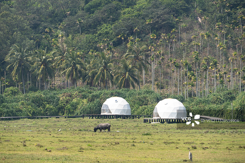 星空露营地帐篷小屋图片素材