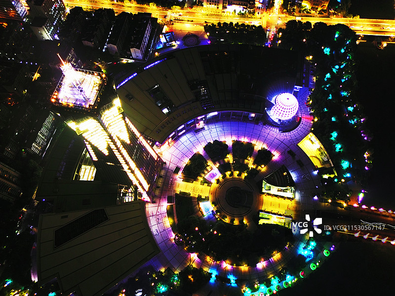 杭州环球中心夜景图片素材