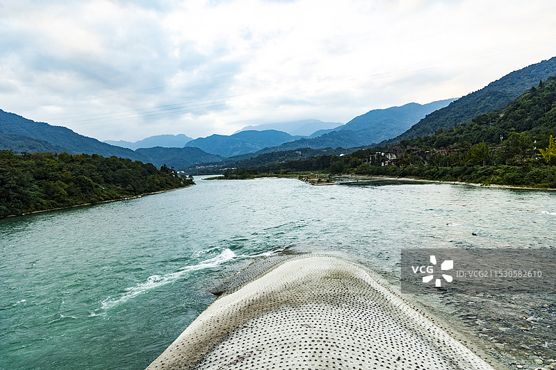 都江堰鱼嘴风光图片素材
