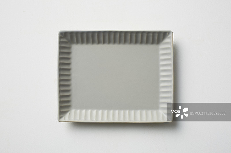 灰色盘子图片素材