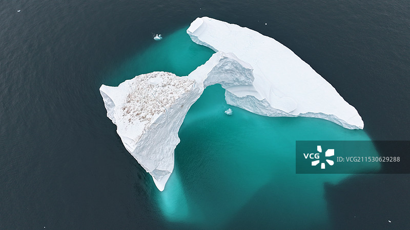 格陵兰斯科斯比海峡冰山特写图片素材