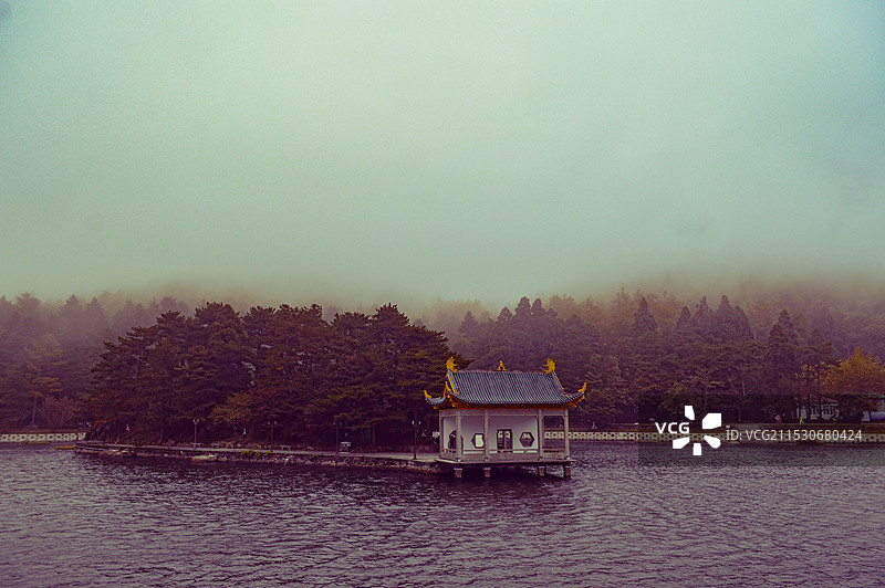 如梦湖图片素材