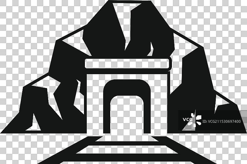 通往矿井隧道入口的火车轨道图片素材