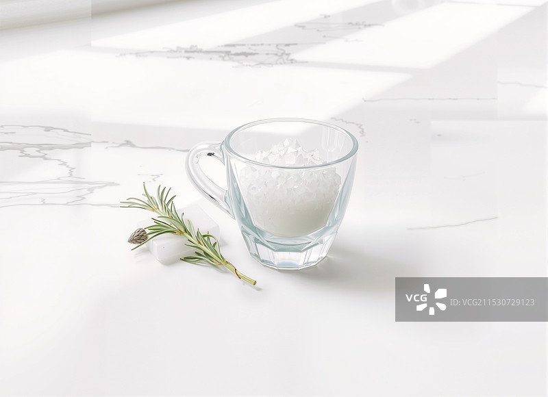 杯中盐图片素材