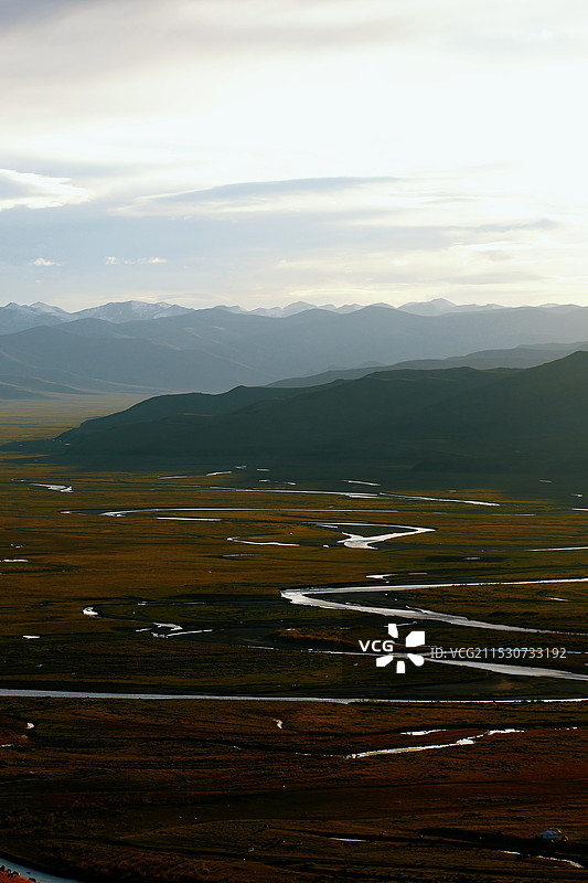 黄昏下的黄河九曲第一湾图片素材