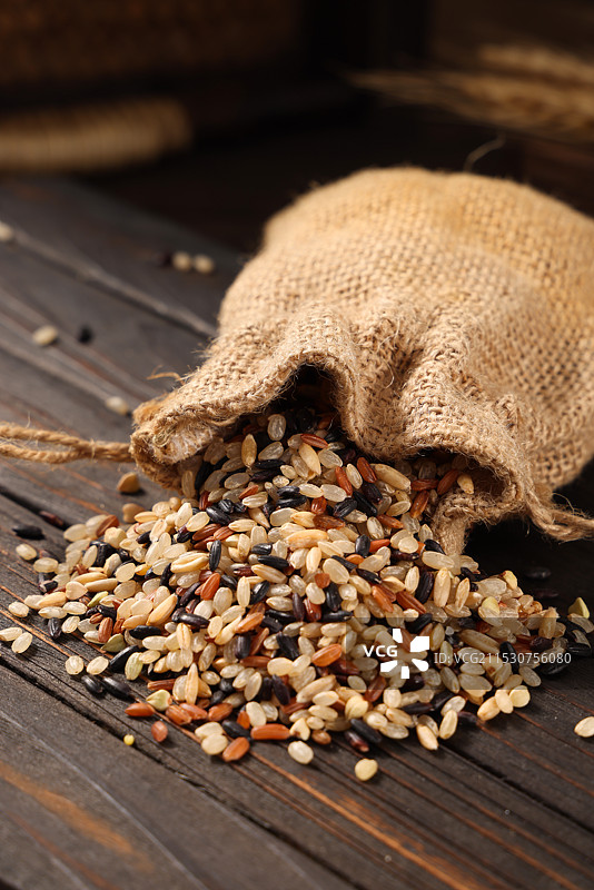 七色糙米图片素材