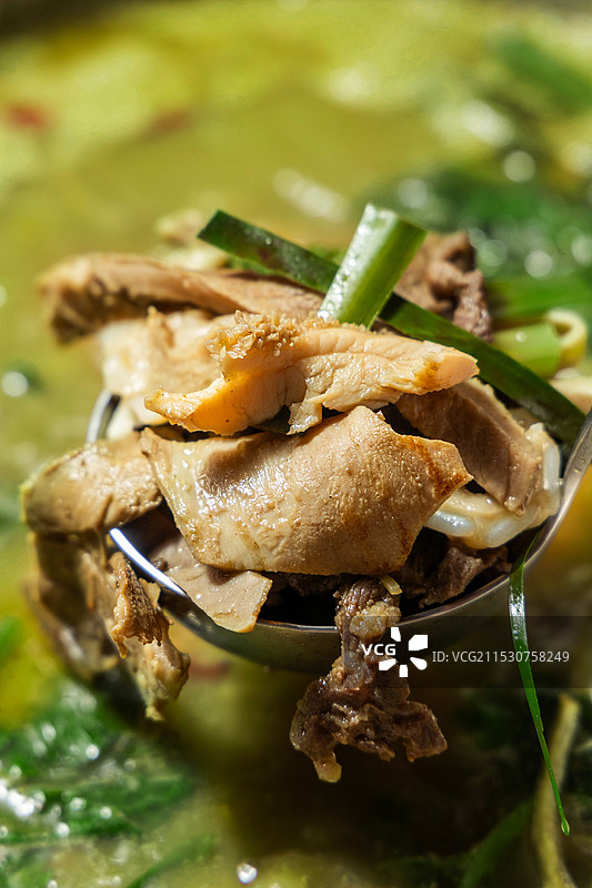 牛瘪火锅牛瘪贵州火锅黔系火锅锅底火锅百草汤图片素材