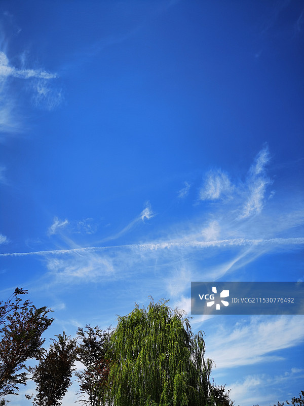 蓝天白云图片素材