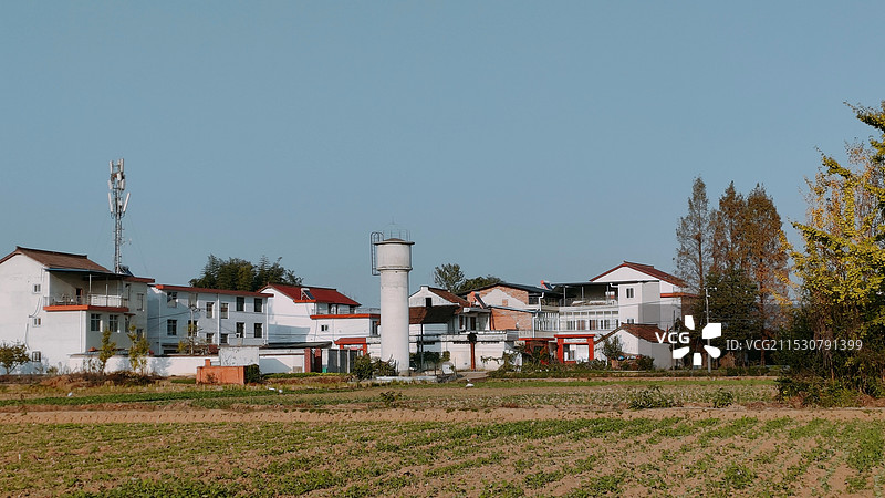 小村庄的秋天图片素材