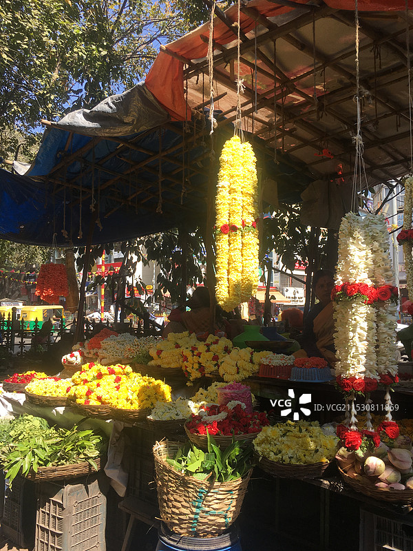 市场摊位出售食品特写图片素材