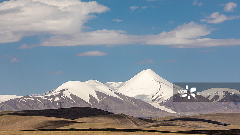 昆仑山玉珠峰图片素材