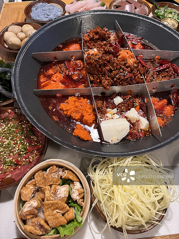 重庆火锅老火锅九宫格图片素材