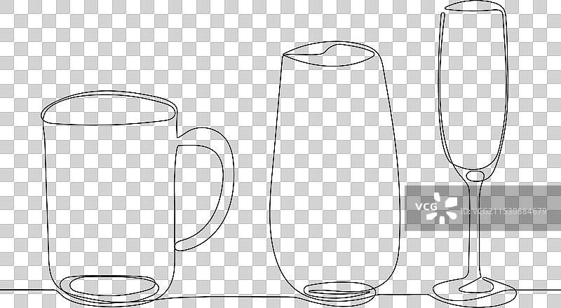 鸡尾酒、果汁和酒精饮料的玻璃器皿图片素材