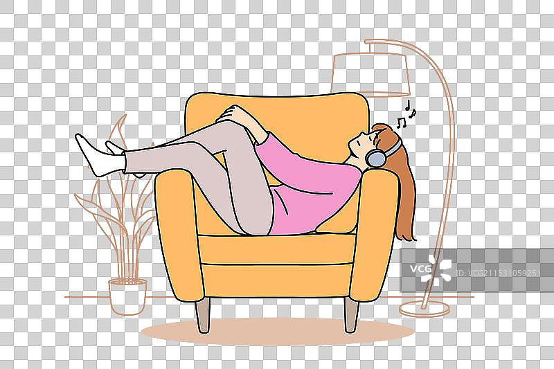 放松的女性戴着耳机躺在沙发上图片素材