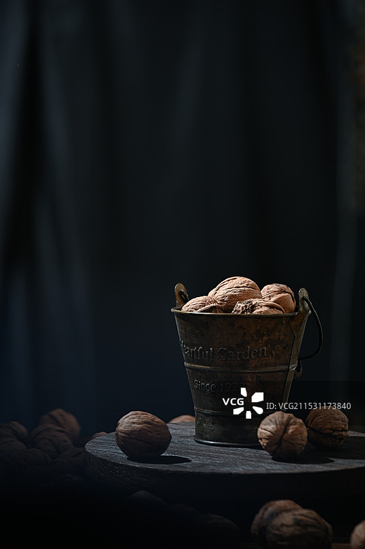 核桃 复古 油画风 老家核桃图片素材