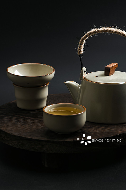 茶壶 茶叶 茶水 茶杯 盖碗图片素材