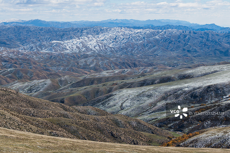 包头春坤山图片素材