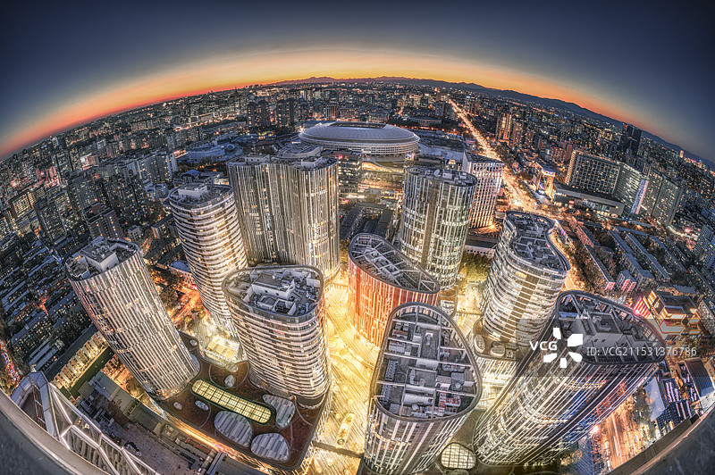 夜三里 Bustling city图片素材