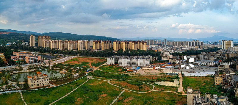 嵩明县 银杏广场 黄龙山 兰茂广场 滨河公园 航拍图片素材