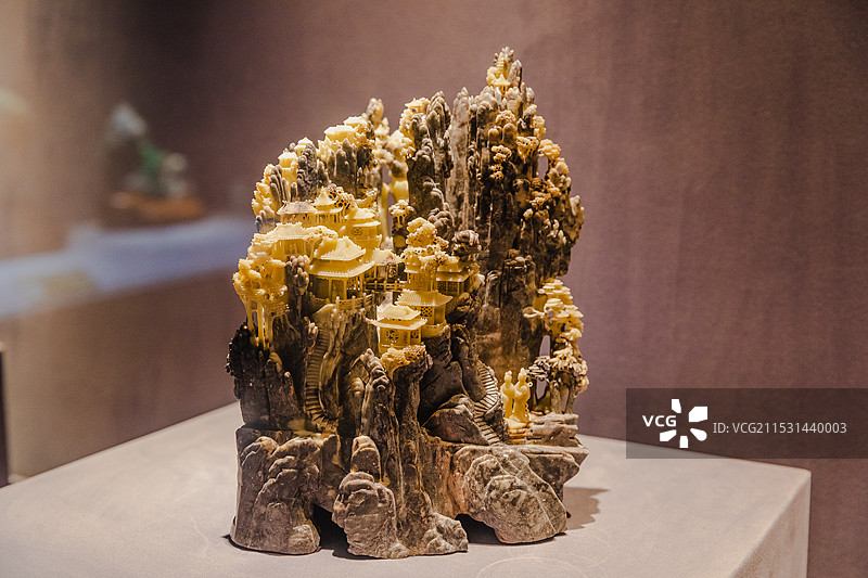 青田石雕，浙江省青田县地方传统美术，国家级非物质文化遗产之一。青田石雕博物馆。图片素材