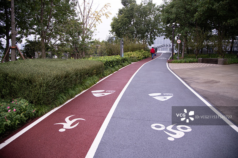 上海杨浦滨江健康步道图片素材