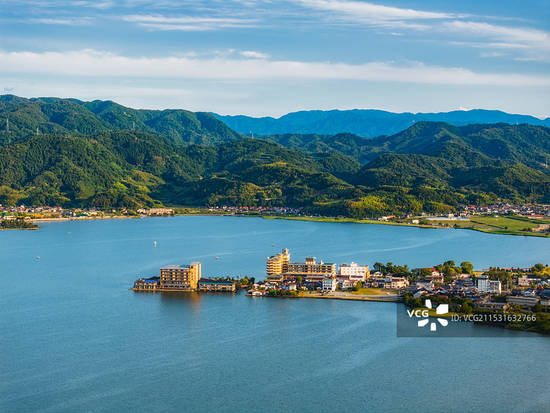 日本本州，中国地区，汤梨滨町，东乡湖，東鄉池，东乡温泉，望湖楼，山阴八景，日本唯一的湖上温泉，航拍图片素材