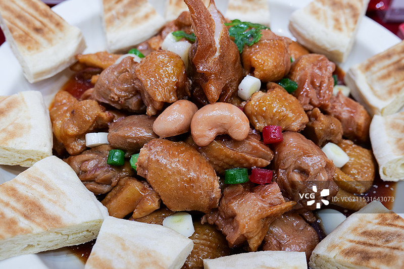 炒鸡配锅饼图片素材