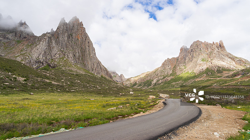 阿坝莲宝叶则·石头山景区图片素材