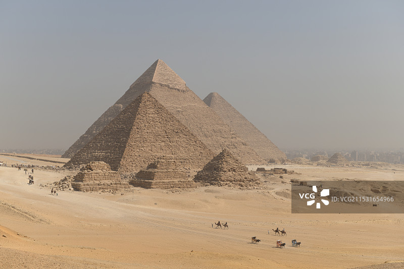 神秘金字塔图片素材