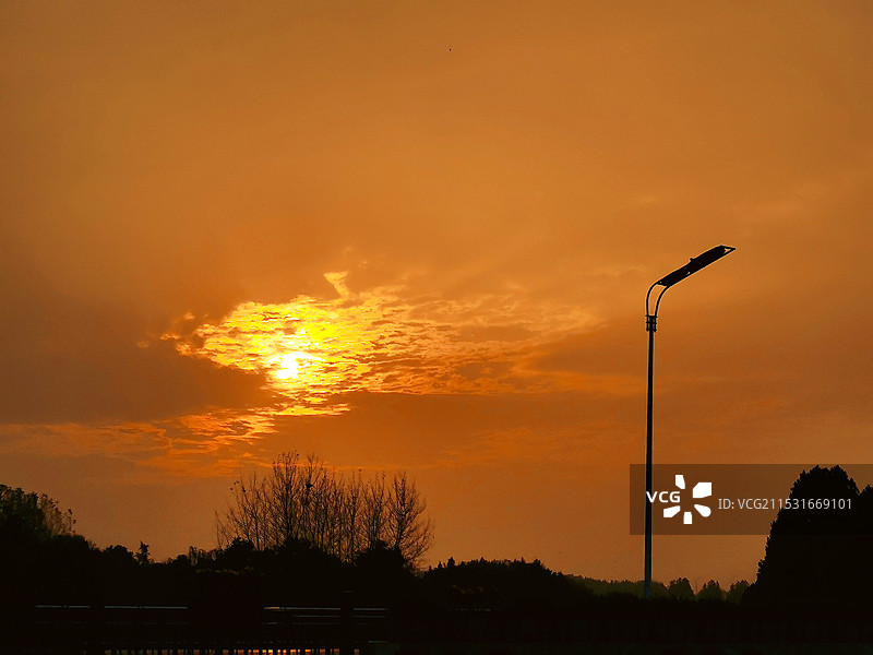 《朝霞满天》图片素材