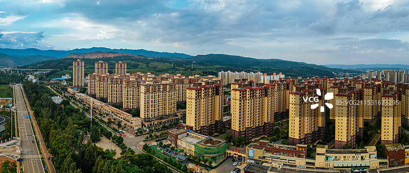 嵩明县 银杏广场 黄龙山 兰茂广场 滨河公园 航拍图片素材